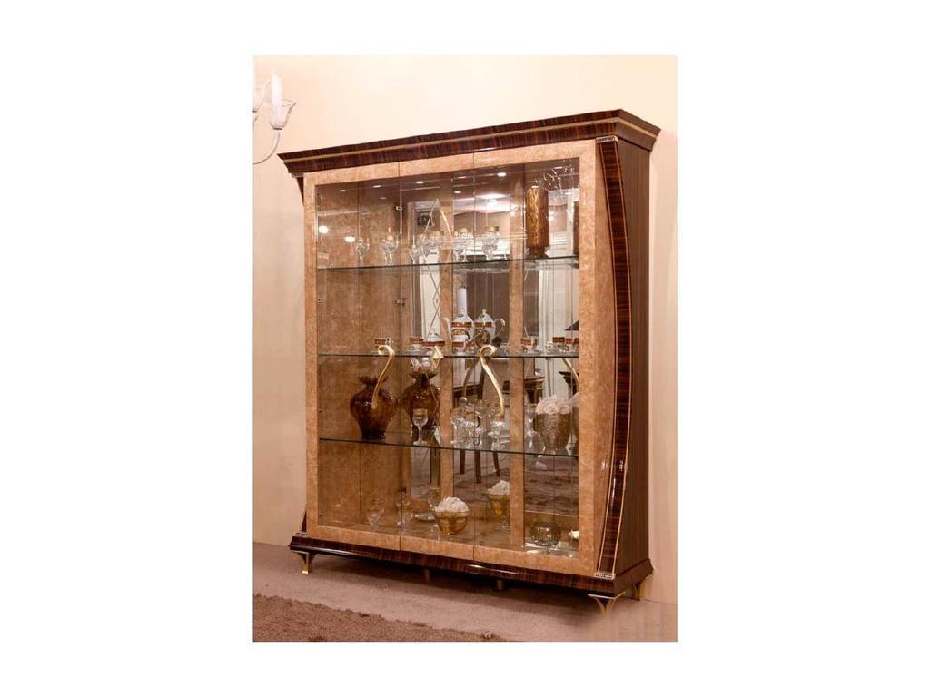 Arredo Classic: витрина 3-х дверная(орех)