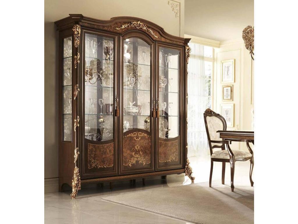 Arredo Classic: витрина 3-х дверная(орех, золото)