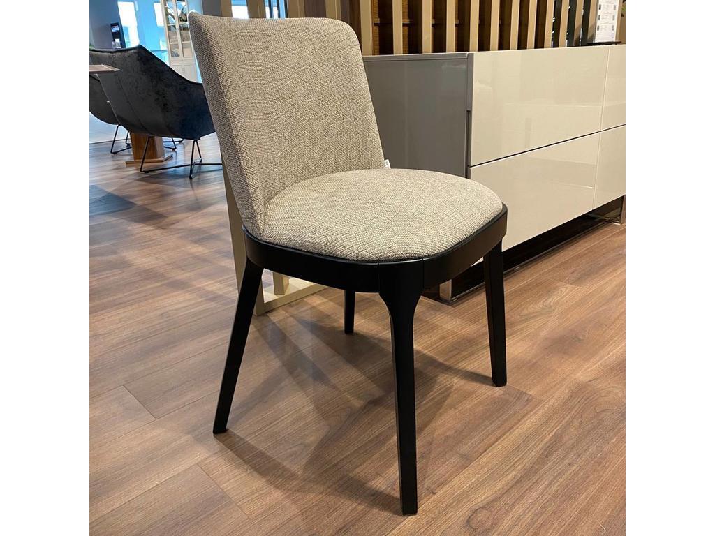 Mod Interiors: стул(черный матовый лак, ткань серый)