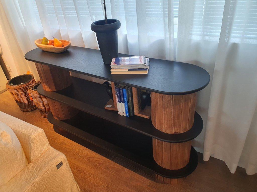 Mobilier de Maison: консоль(черный)