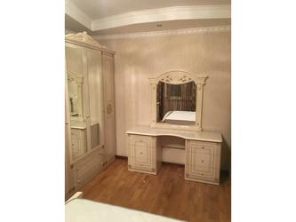 Dia: стол туалетный(бежевый)