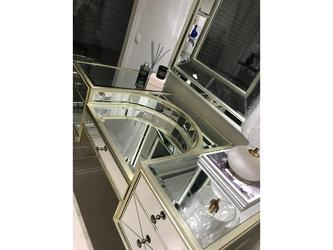 HermitageHome: стол туалетный(шампань)