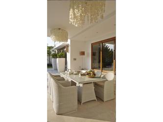 Skylinedesign: стол садовый(светло серый)