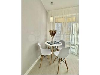 Euro Style Furniture: стол обеденный(белый)