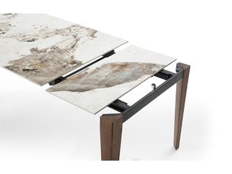 Euro Style Furniture: стол обеденный(орех)