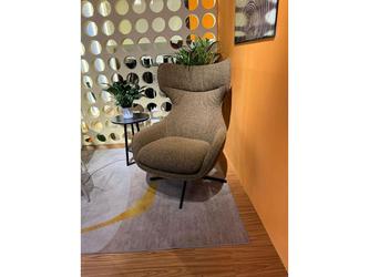 Euro Style Furniture: кресло(коричневый)