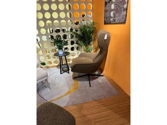 Euro Style Furniture: кресло(коричневый)